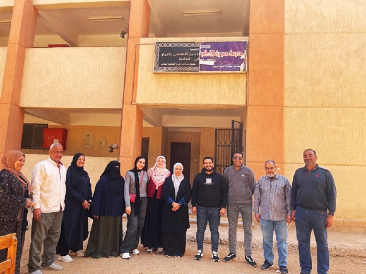 Benha University Organized an Awareness Convoy on the Dangers of Social Media for Children at Omar Ibn Al-Khattab School in Al-Amar